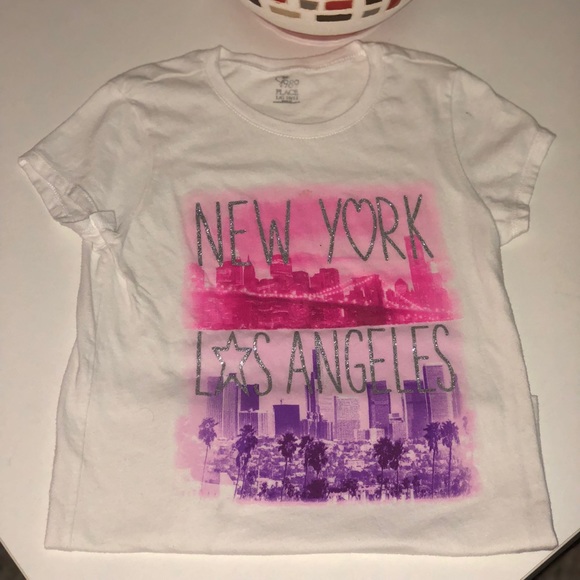 Children's Place Other - FINAL PRICE!! Children’s Place graphic tee. Children's Place Other - FINAL PRICE!! Children’s Place graphic tee.